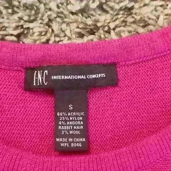 INC International Concepts Cold Shoulder Sweater 3/4 Sleeve Fuscia Size Small - Picture 3 of 5